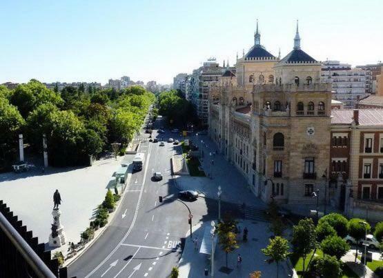 Апартаменты Espacios Blanco Santiago - Con Parking. Вальядолид Экстерьер фото