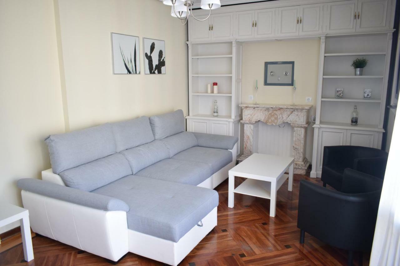 Апартаменты Espacios Blanco Santiago - Con Parking. Вальядолид Экстерьер фото